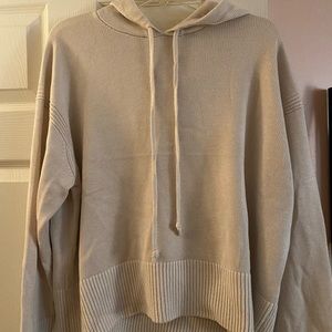 Lululemon cropped beige sweater